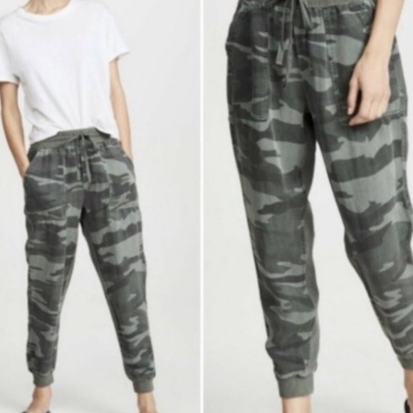 Splendid Camo Soft Lightweight Joggers Size Large - Picture 7 of 7